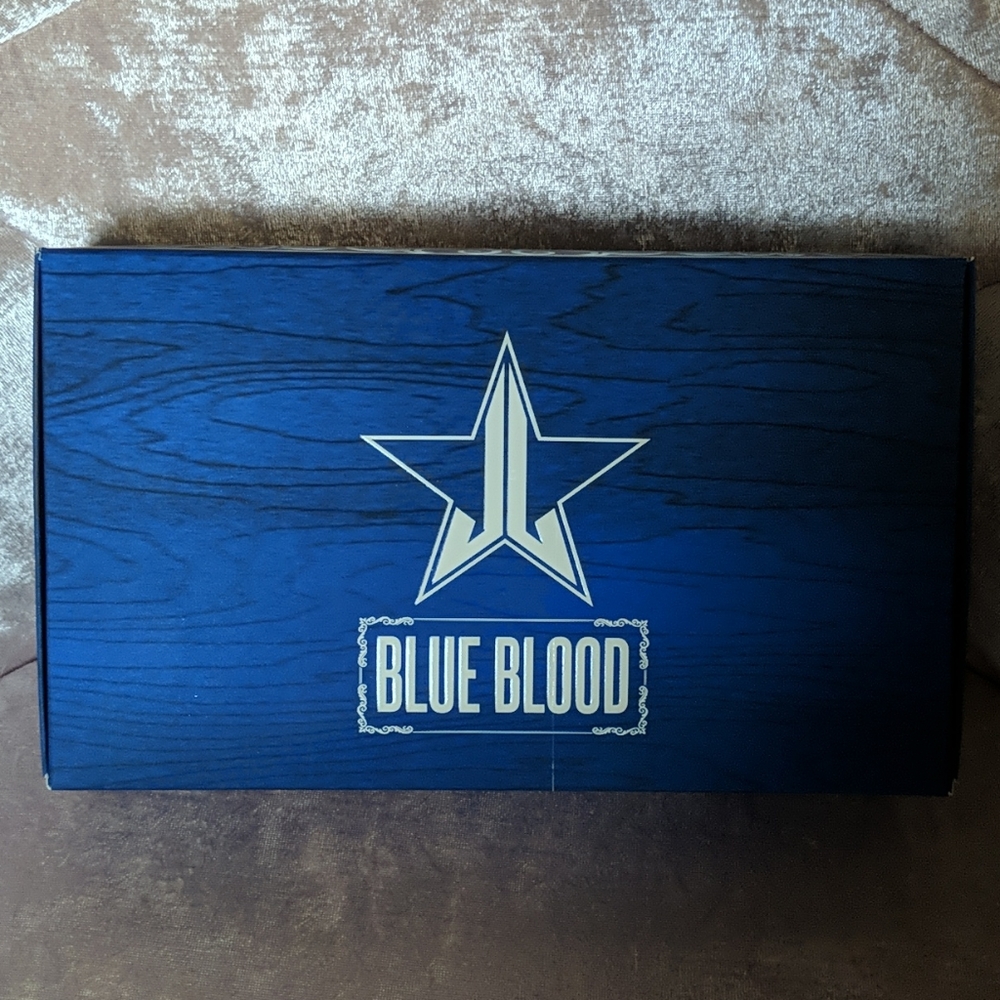 JeffreeStar Cosmetics Blue Blood Eyeshadow Palette